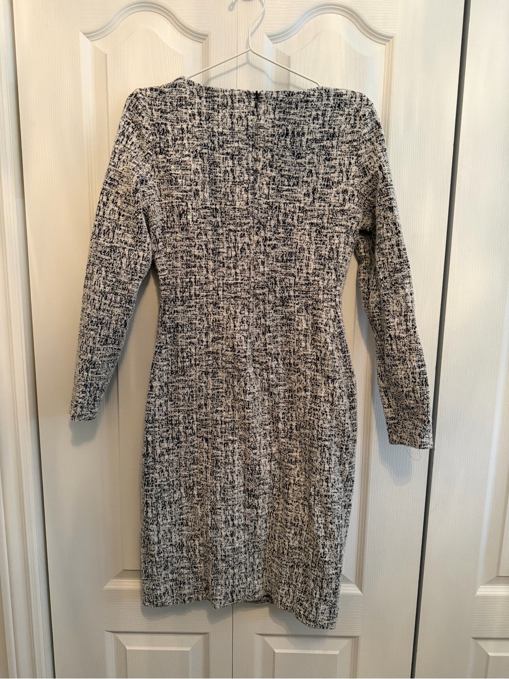 Ralph Lauren Gray Tweed V-Neck Long Sleeve Sheath Dress - Picture 5 of 5